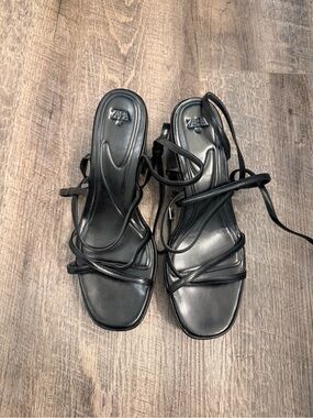 ZARA Black Strappy Lace-Up Square-Toe Sandals